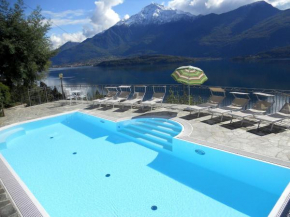 Wonderful flat with swimming pool lift and garden Gravedona
